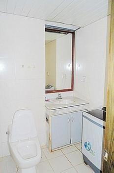 Fuzhou Vienna Apartment Hotel Екстер'єр фото